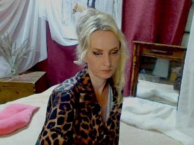 KatrinExcite live webcam show