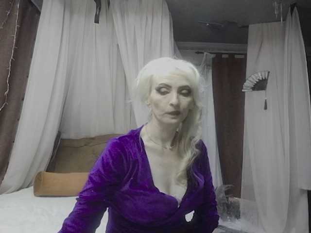 KatrinExcite live cam on BongaCams