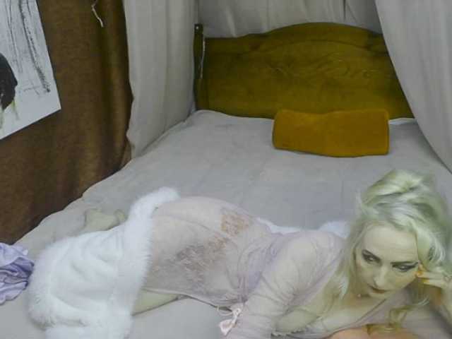 KatrinExcite live cam on BongaCams