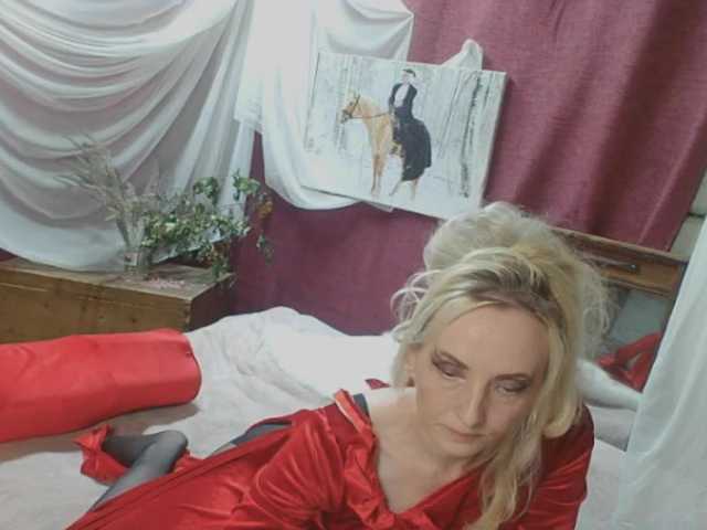 KatrinExcite live webcam show