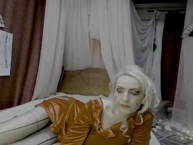 Katrinexcite live cam
