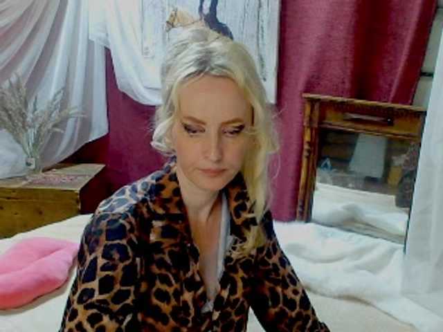 KatrinExcite live cam on BongaCams