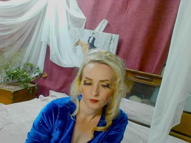 KatrinExcite live cam on BongaCams