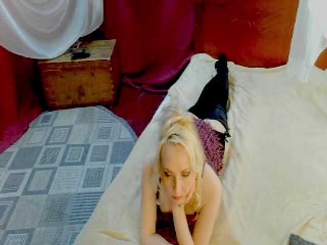 KatrinExcite live cam on BongaCams