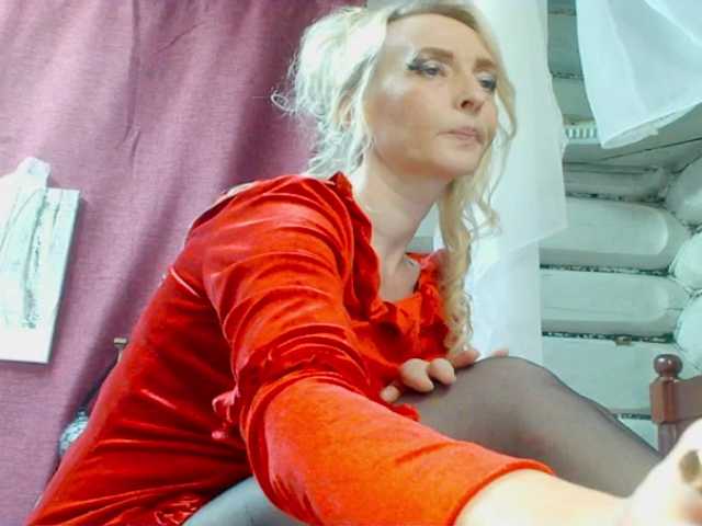 KatrinExcite live webcam show