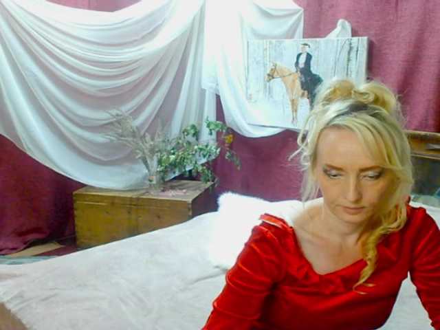 KatrinExcite live webcam show