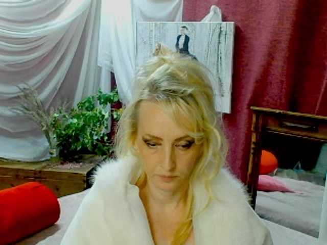 KatrinExcite live cam on BongaCams