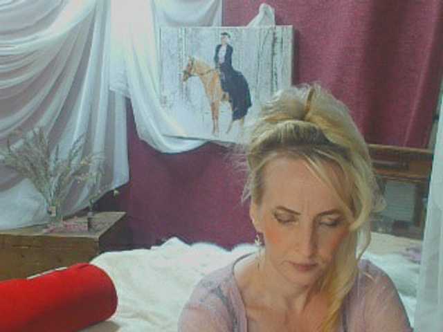 KatrinExcite live cam on BongaCams