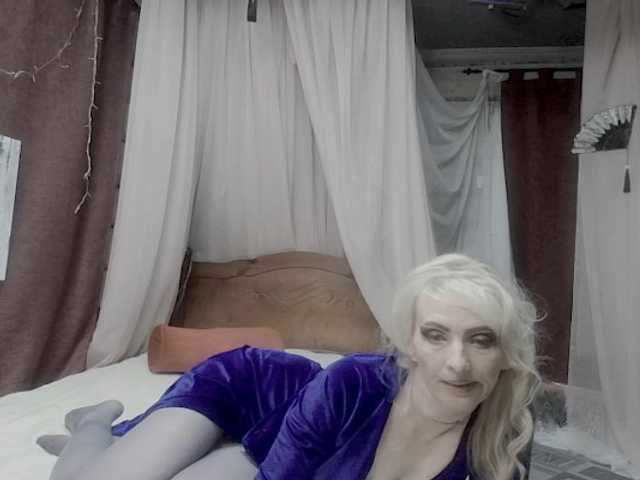 KatrinExcite live cam on BongaCams