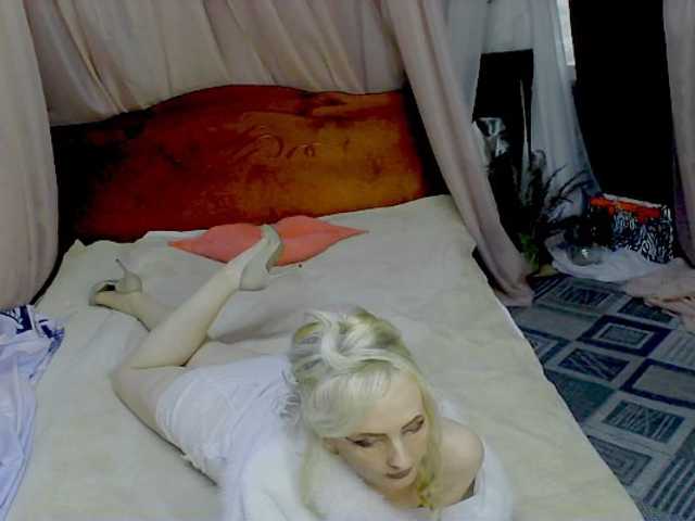KatrinExcite live cam on BongaCams