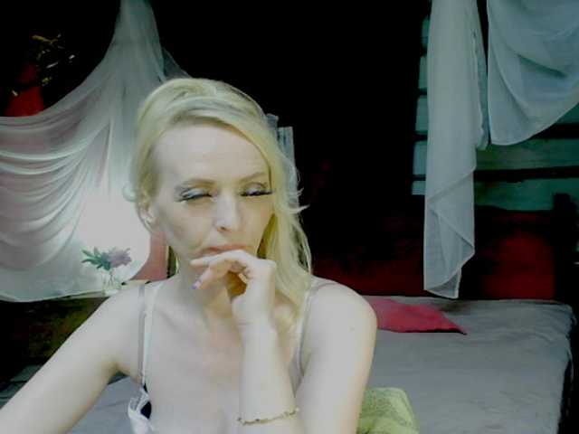 KatrinExcite live cam on BongaCams