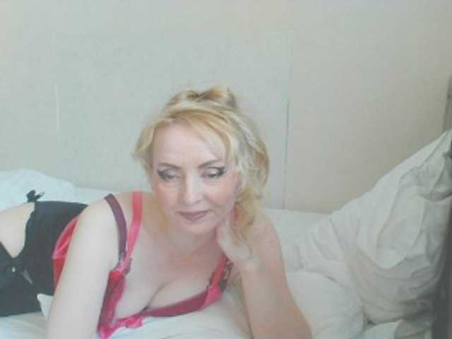 KatrinExcite's BongaCams show and profile