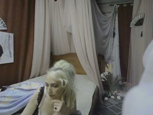 KatrinExcite live cam on BongaCams