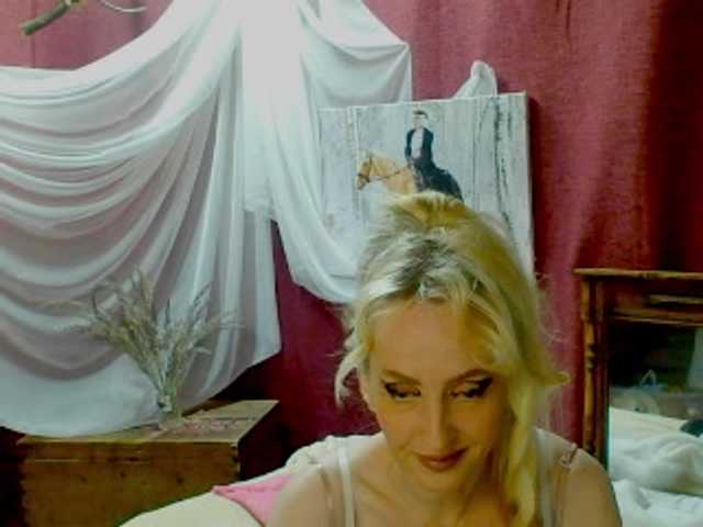 KatrinExcite live webcam show
