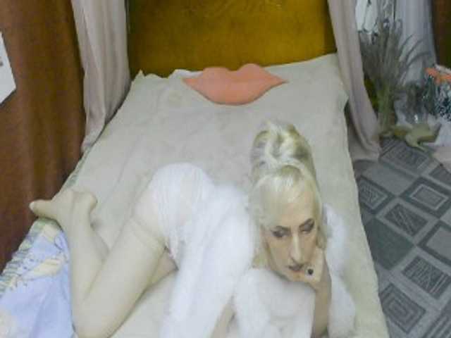 KatrinExcite live cam on BongaCams
