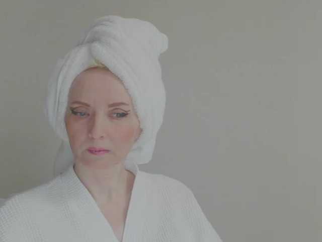 KatrinExcite live cam