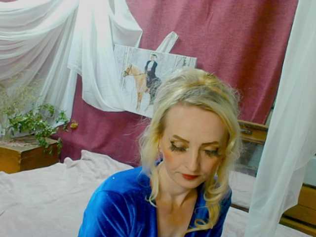 KatrinExcite live cam on BongaCams