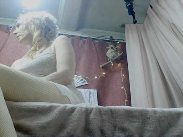 KatrinExcite live cam on BongaCams