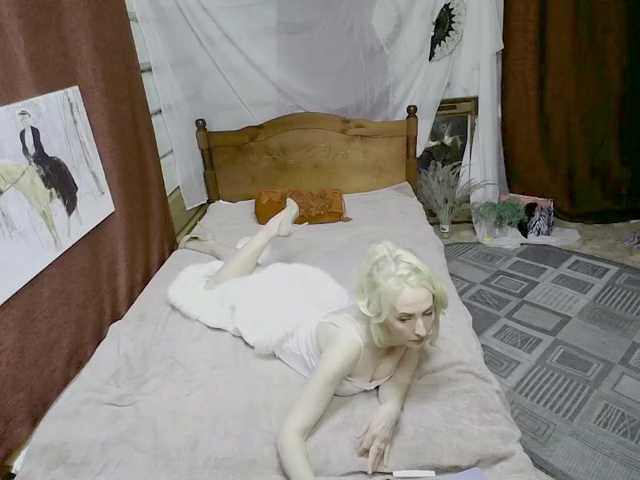 KatrinExcite live cam on BongaCams