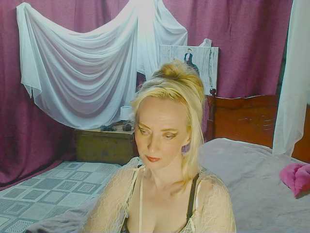 KatrinExcite live cam on BongaCams