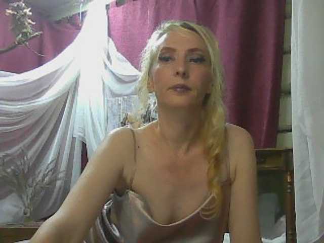 KatrinExcite live cam on BongaCams