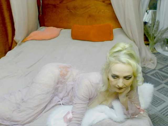 KatrinExcite live cam on BongaCams