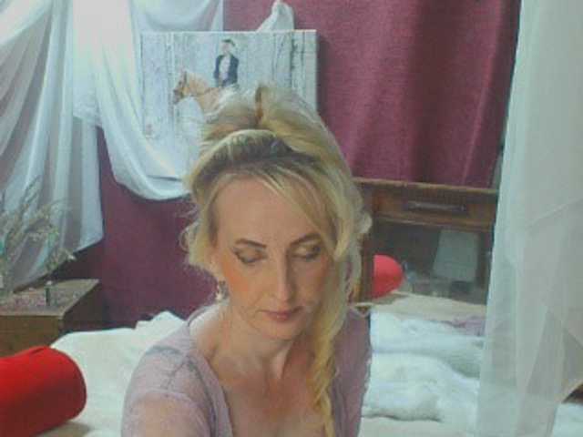 KatrinExcite live cam on BongaCams