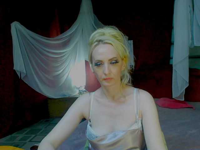 KatrinExcite live cam on BongaCams
