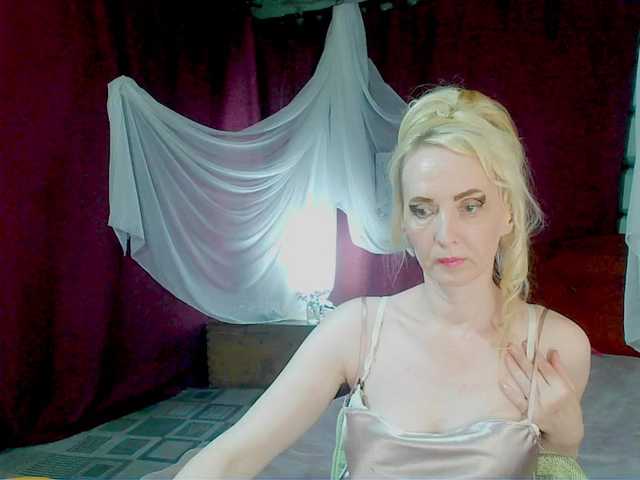 KatrinExcite live cam on BongaCams