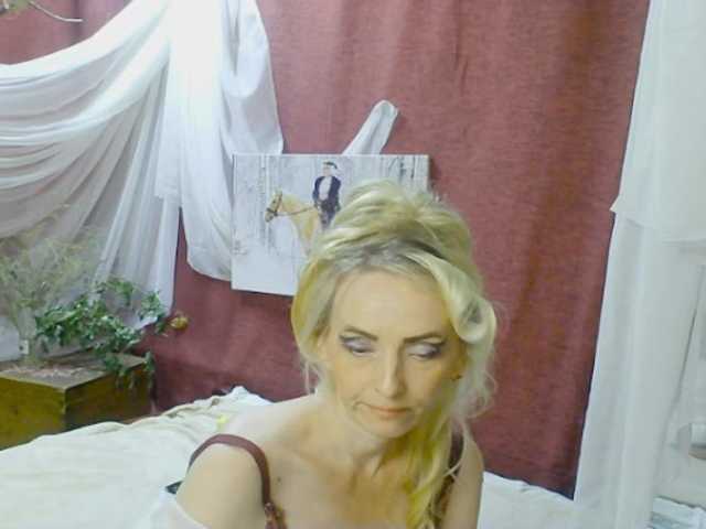 KatrinExcite live cam on BongaCams
