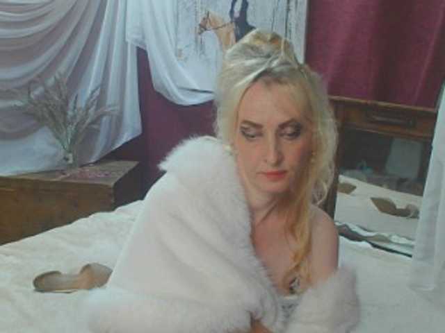 KatrinExcite live cam on BongaCams