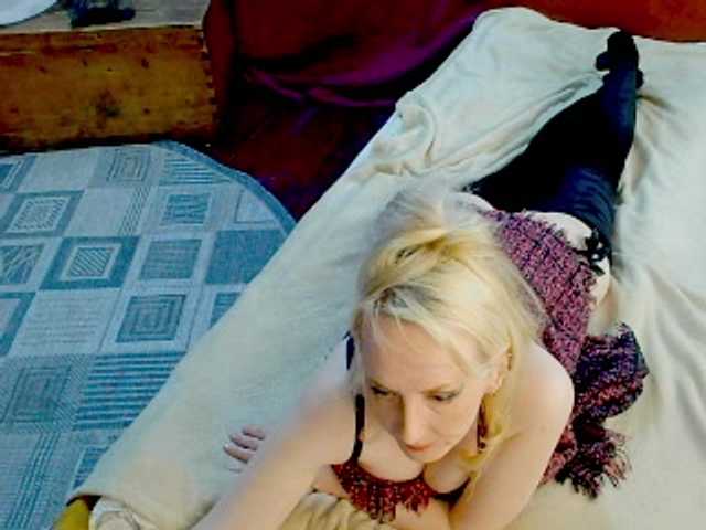 KatrinExcite live cam on BongaCams