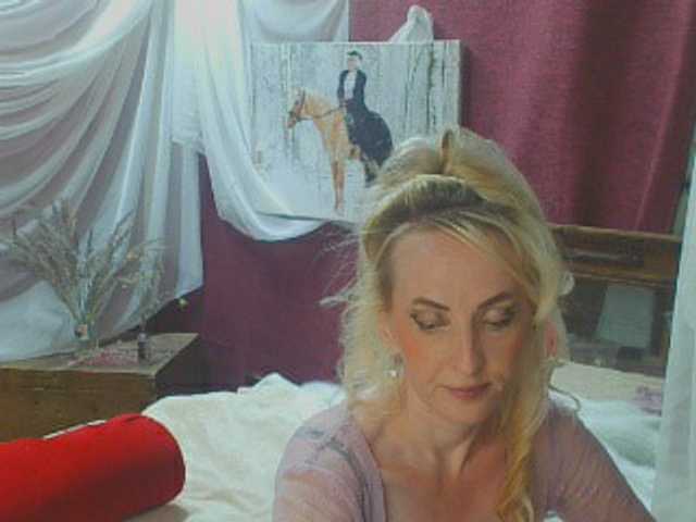 KatrinExcite live cam on BongaCams