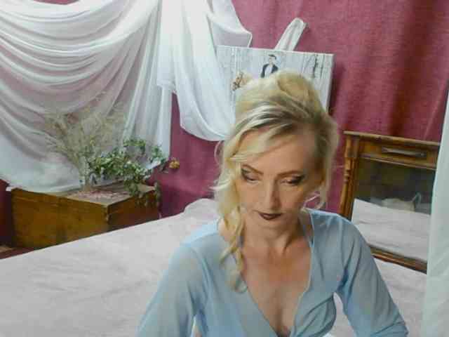 KatrinExcite webcam