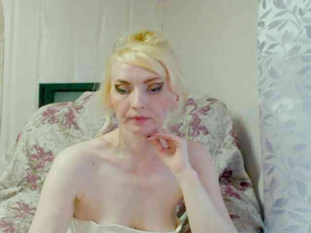 KatrinExcite webcam