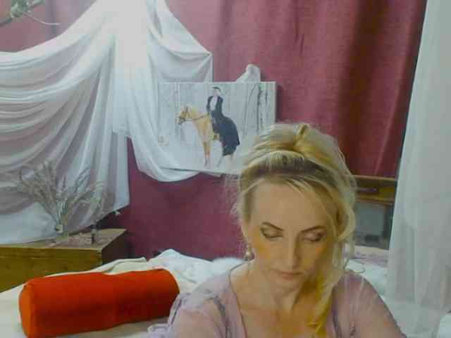 KatrinExcite webcam