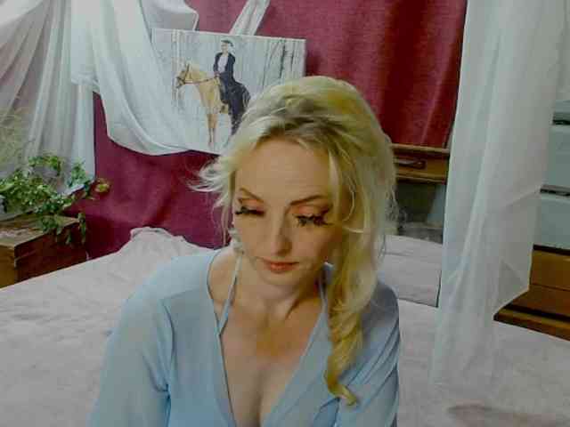 KatrinExcite webcam