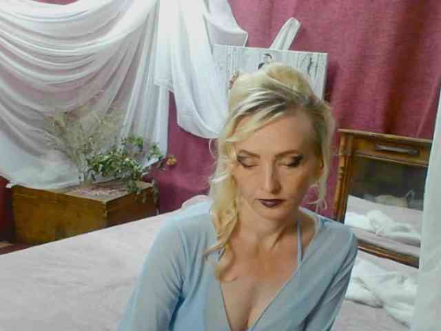 KatrinExcite webcam