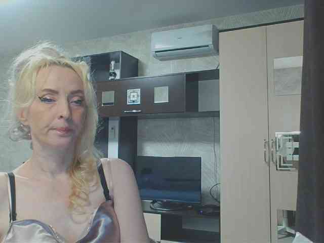 KatrinExcite webcam