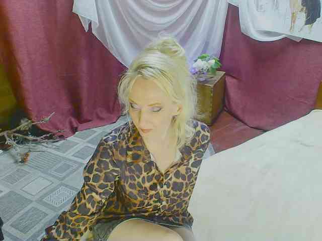 KatrinExcite webcam