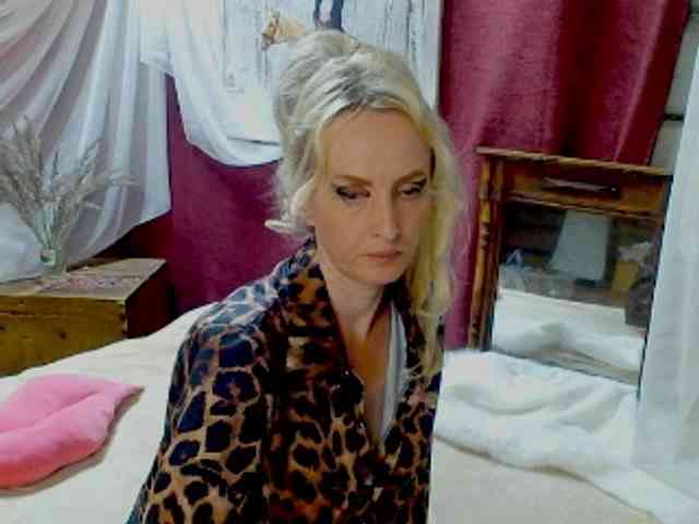 KatrinExcite webcam