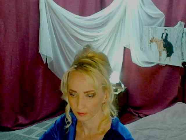 KatrinExcite webcam