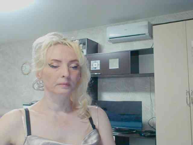 KatrinExcite webcam