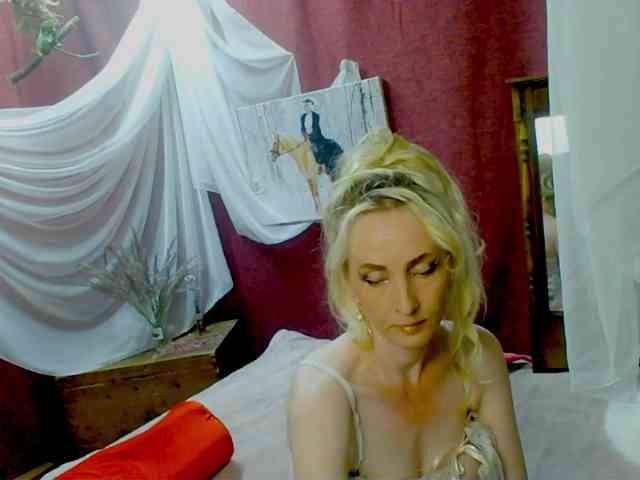 KatrinExcite webcam