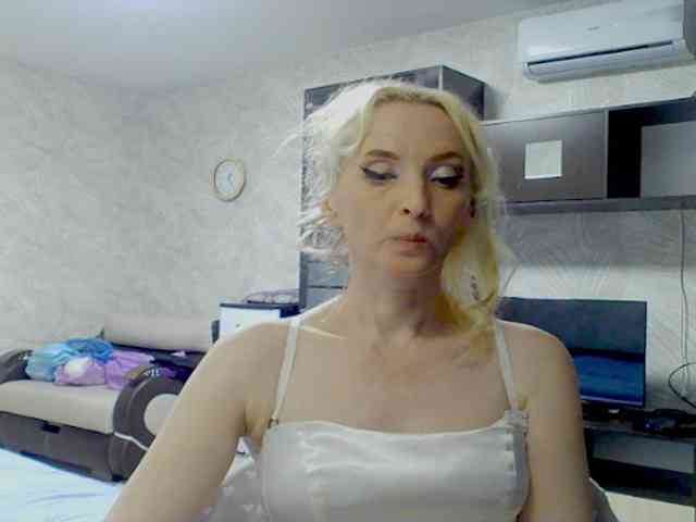 KatrinExcite webcam