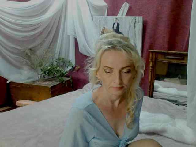 KatrinExcite webcam