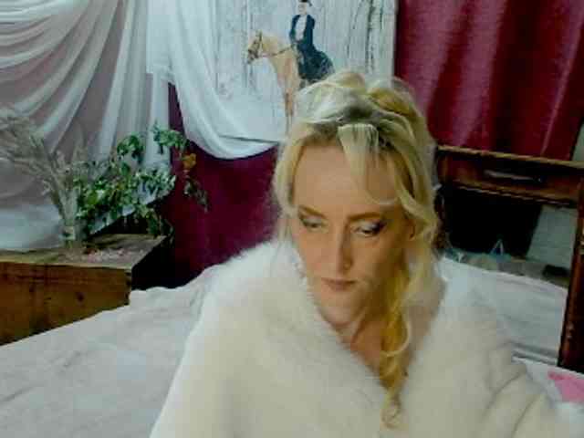 KatrinExcite webcam