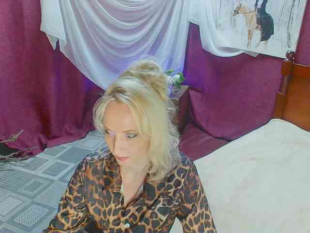 KatrinExcite webcam