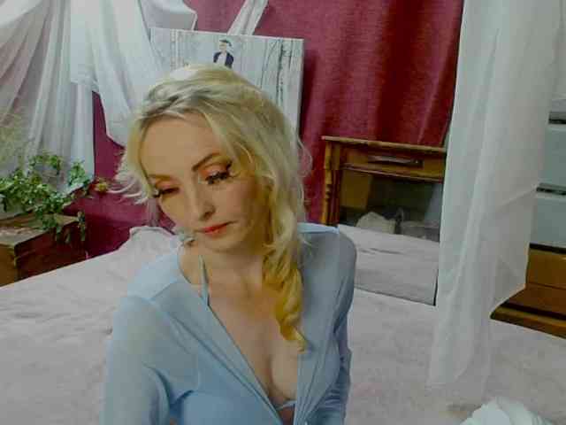 KatrinExcite webcam