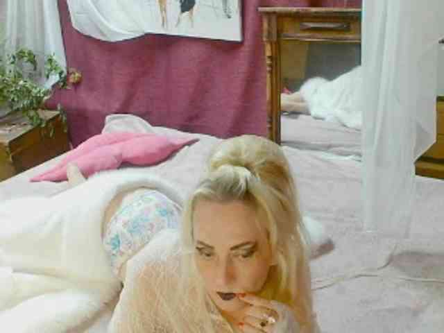 KatrinExcite webcam